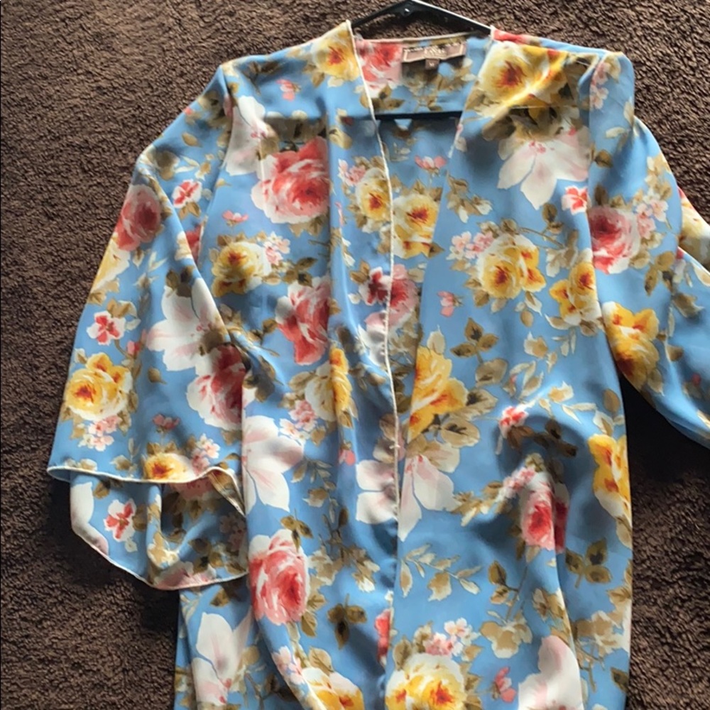 Floral cover-up/kimono